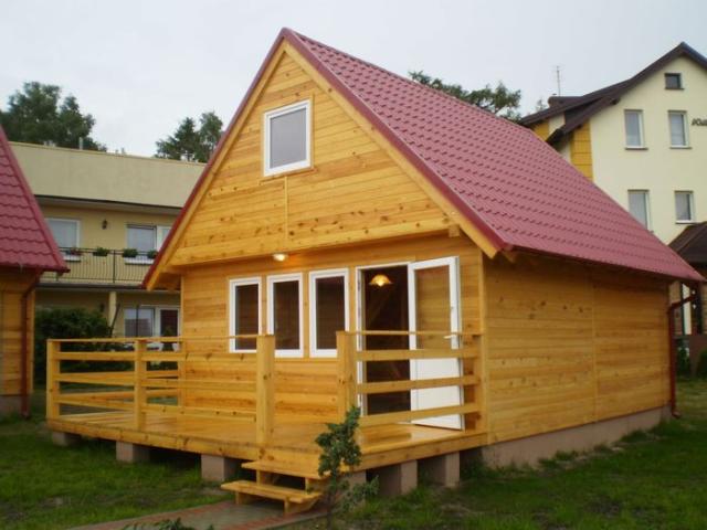 Widok na kamping typu BRDA o numerze 11.